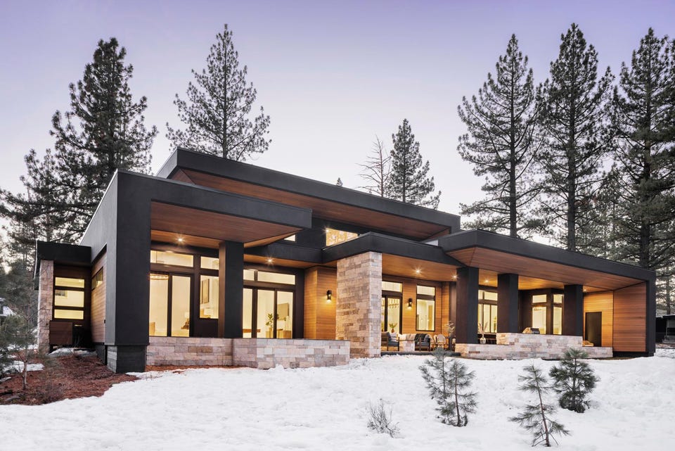 4-winter-homes-that-provide-a-warm-and-luxurious-retreat