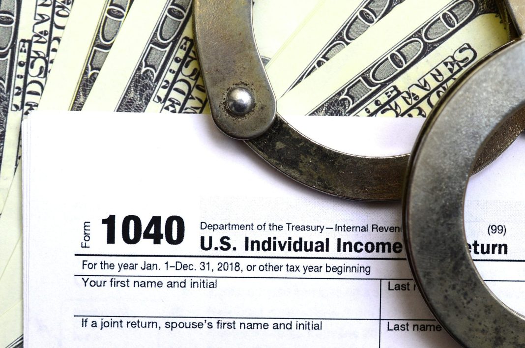 the-10-worst-tax-cheats-of-2022,-according-to-the-irs