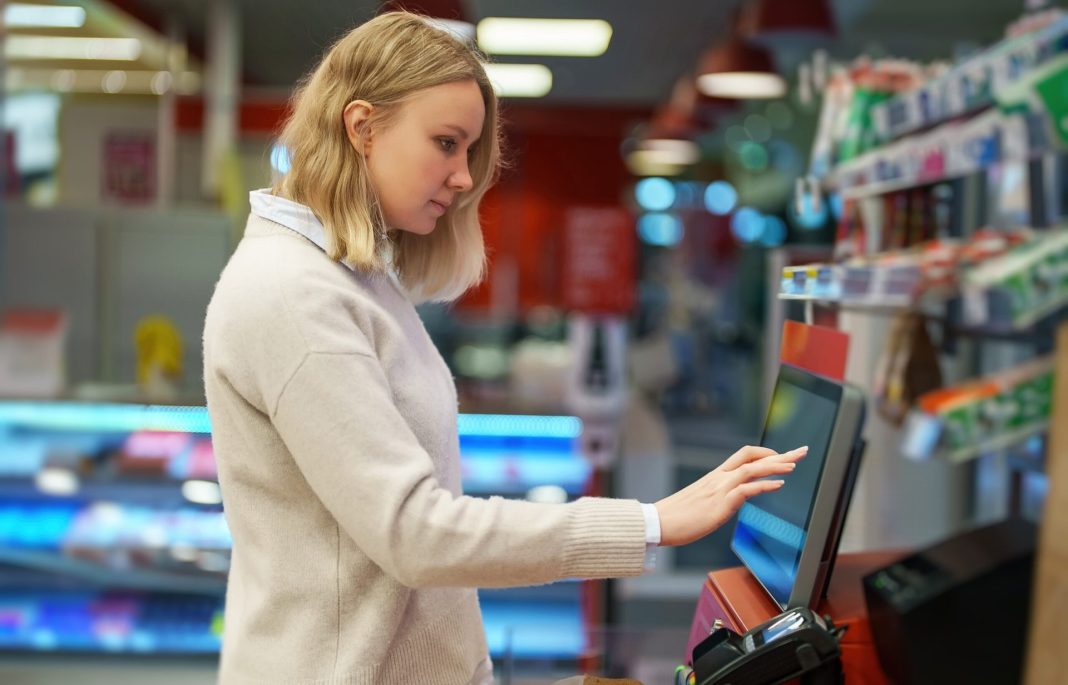 9-things-you-shouldn’t-do-at-self-checkout
